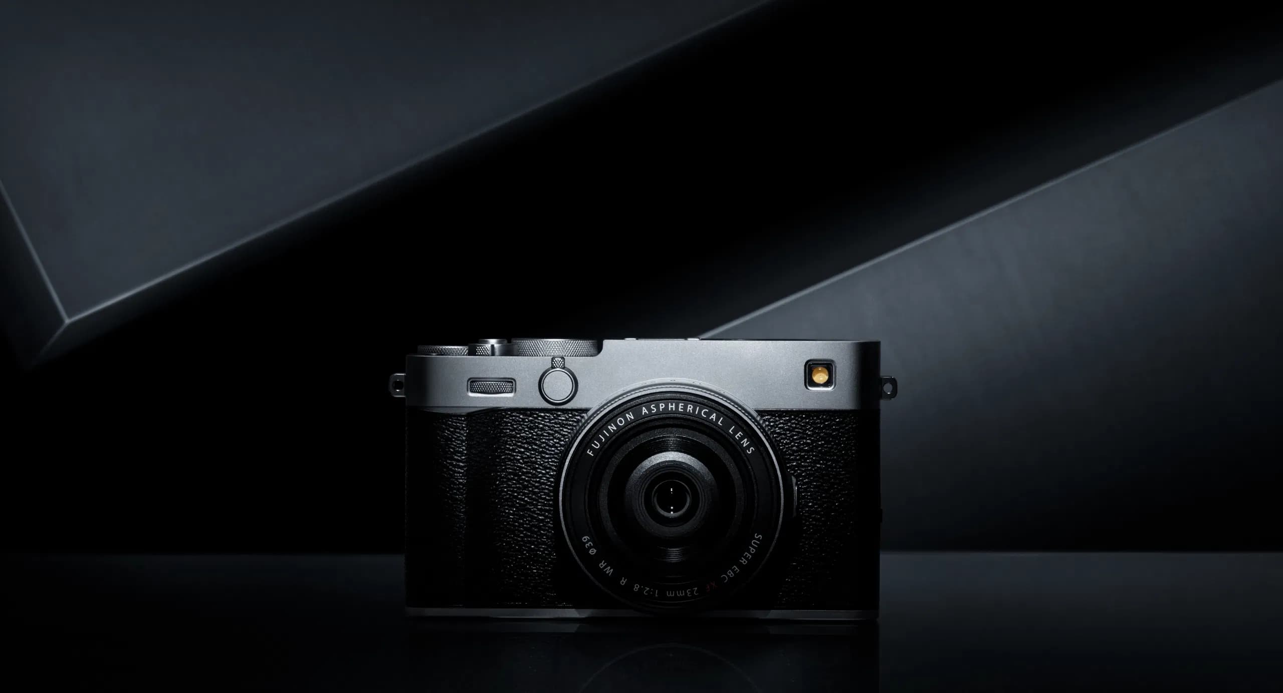 FUJIFILM X-E5 Mirrorless Camera with XF 23mm f/2.8 Lens Black