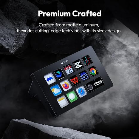 Ulanzi D200 Customized Screen visual stream controller deck with LCD keys and rotary dials.
