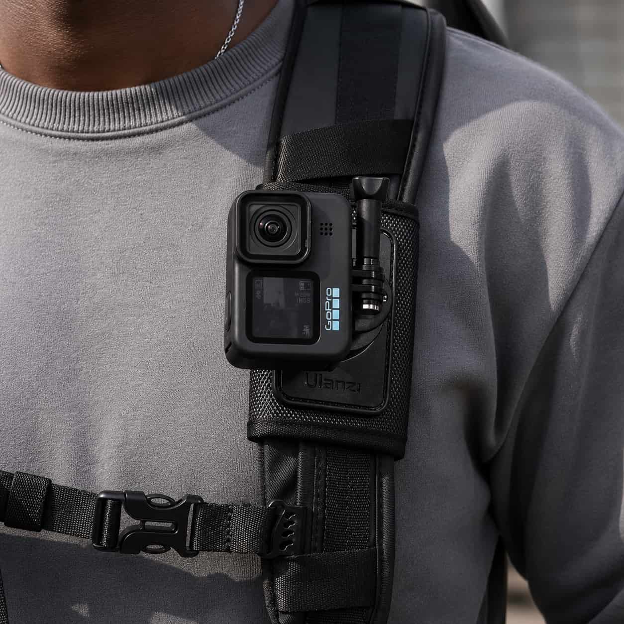 Ulanzi C062 Go-Quick II magnetic backpack strap mount clamped onto a bag strap.